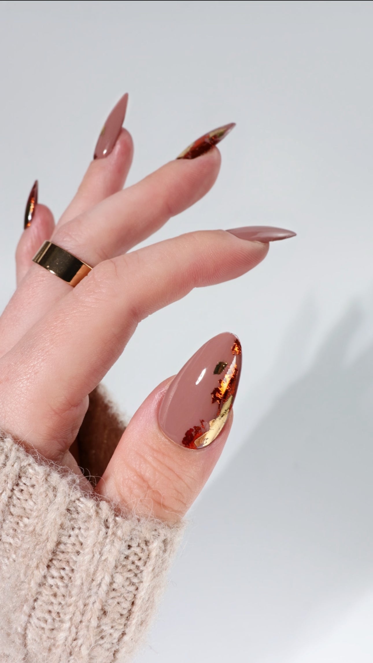 Mocha Mousse | Gold Copper Foil | Custom Press On Nails